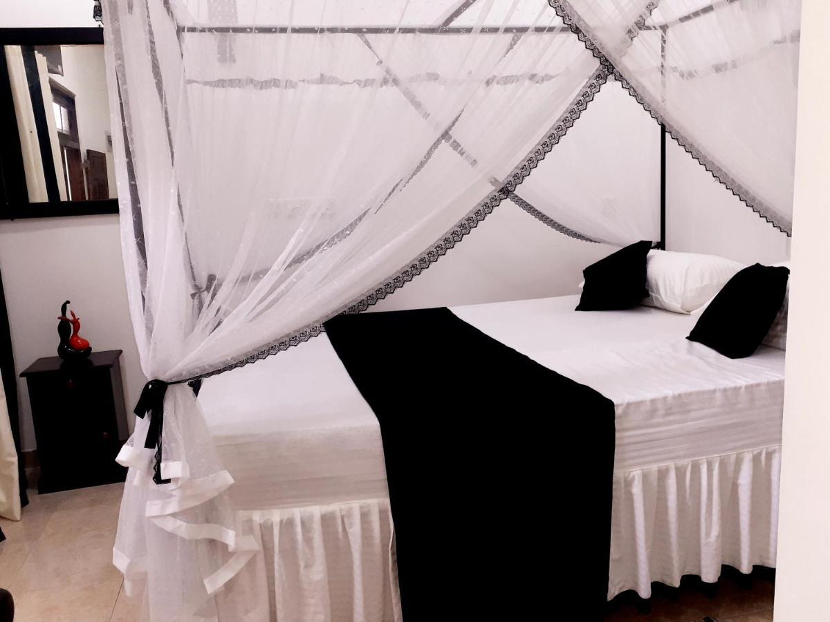 Dihini Villa Unawatuna Bagian luar foto